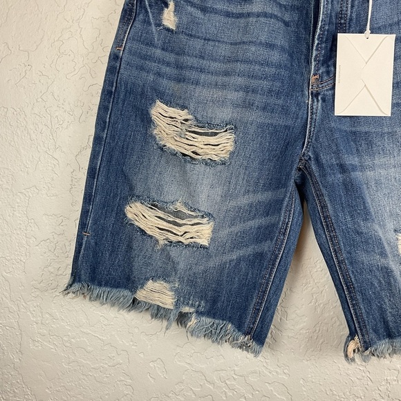 NWT KanCan Blue Distressed Jean Shorts Raw Hem Vintage 90s Style Sz Lg - Picture 2 of 10